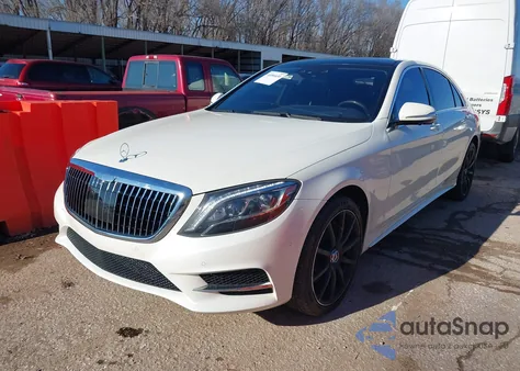 2015 Mercedes-Benz S 550 4Matic z USA, uszkodzony, nr VIN WDDUG8FB8FA171933